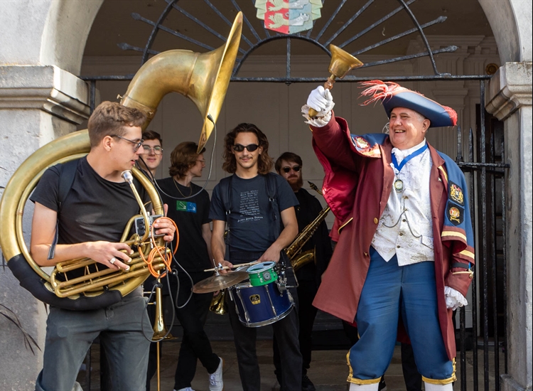 FAT BRASS STREET MUSIC BUTTERMARKET RYE - 29 AUGUST