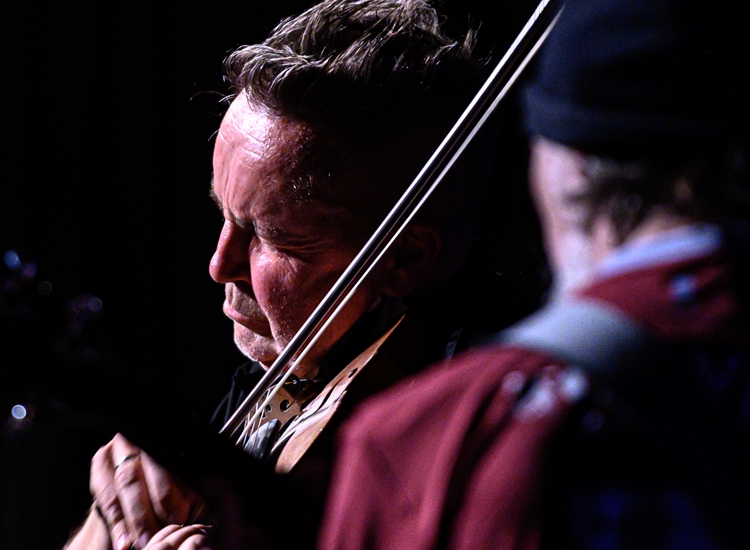 NIGEL KENNEDY