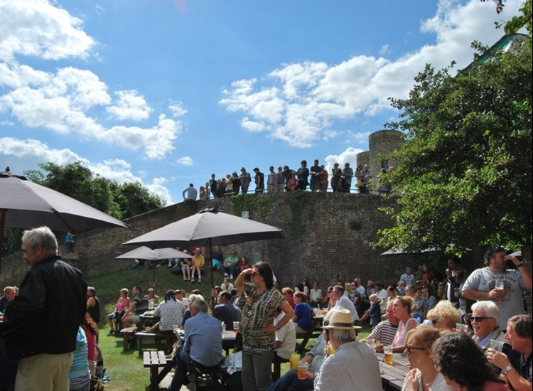 YPRES OUTDOOR STAGE